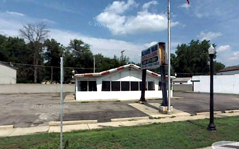 Ron-De-Vu Drive-In - 2007 Street View (newer photo)
